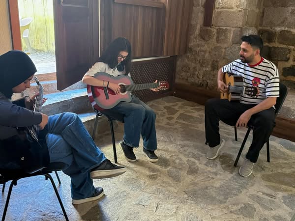 Afyon Belediyesi'nden Müzik Yeteneklerine Destek!