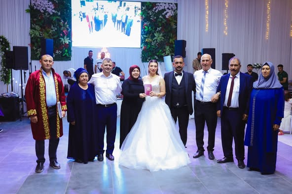 Emirdağ Belediye Başkanı Koyuncu, Mesai Arkadaşının Nikah Şahitliğini Yaptı