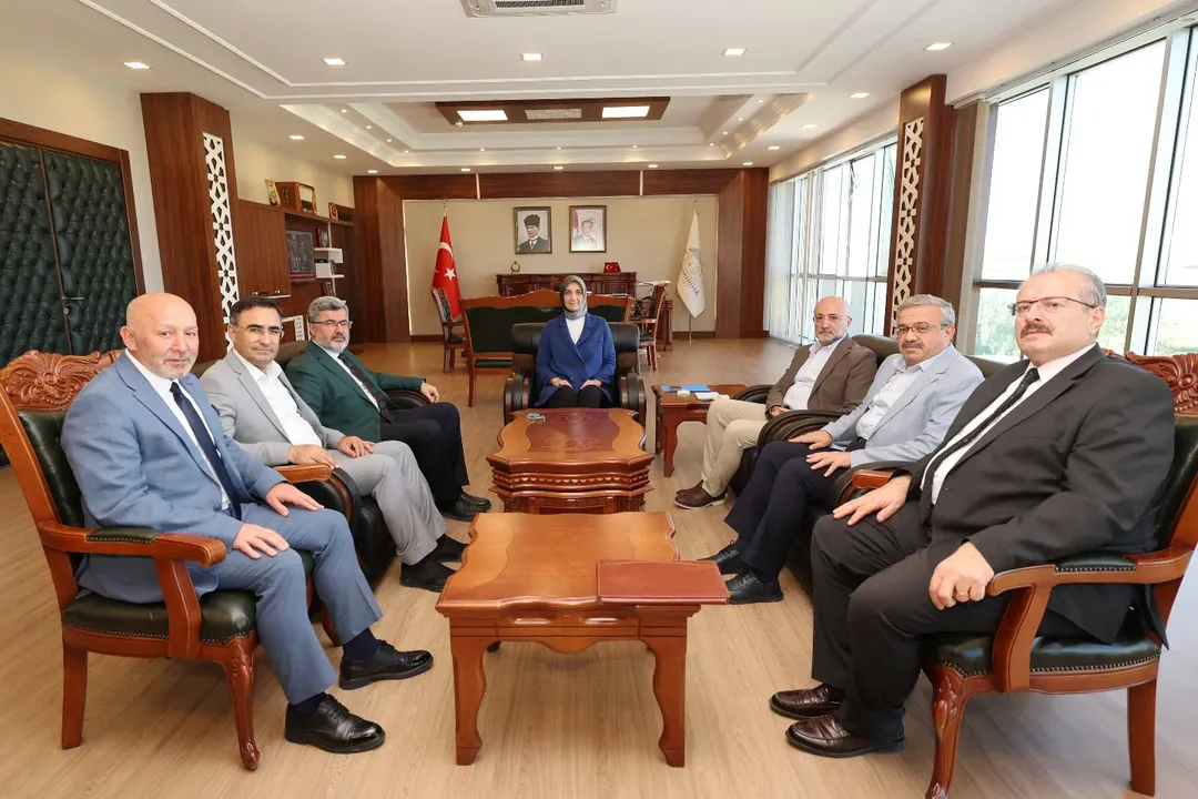 Afyonkarahisar'da Yatırım ve Hizmetler İçin İstişare Toplantısı Düzenlendi
