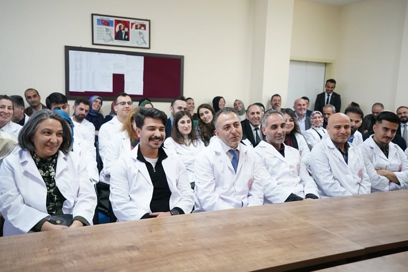 Afyonkarahisar'da Öğretmenler İçin İkinci İller Arası Yer Değişikliği Başvuruları Başladı