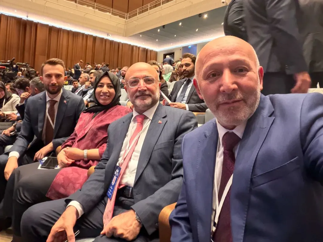 AK Parti Afyonkarahisar Yöneticileri Ankara'daki İl Başkanları Toplantısı'na Katıldı