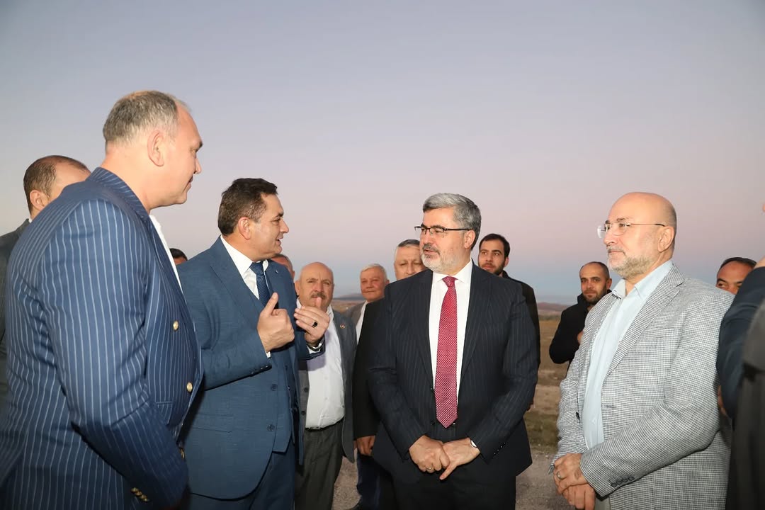 AK Parti Afyonkarahisar Heyeti, Çobanlar'da Yatırım İncelemelerinde Bulundu