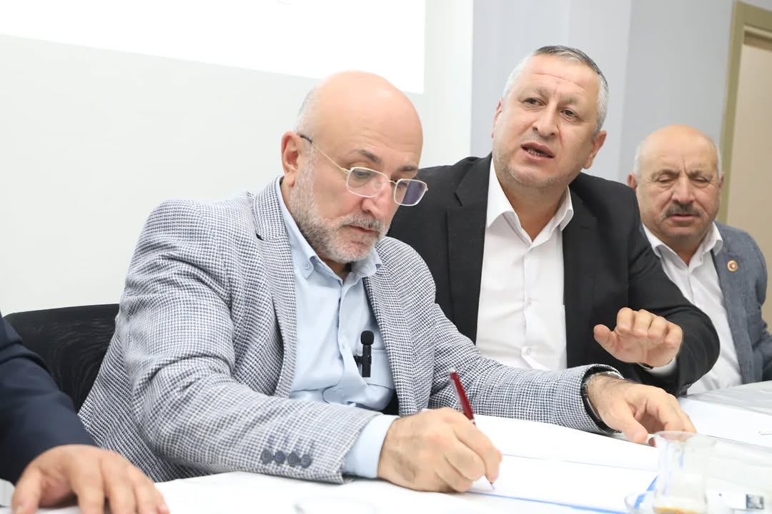 AK Parti Afyonkarahisar'da Çobanlar İlçesi İçin Danışma Meclisi Toplantısı Düzenlendi