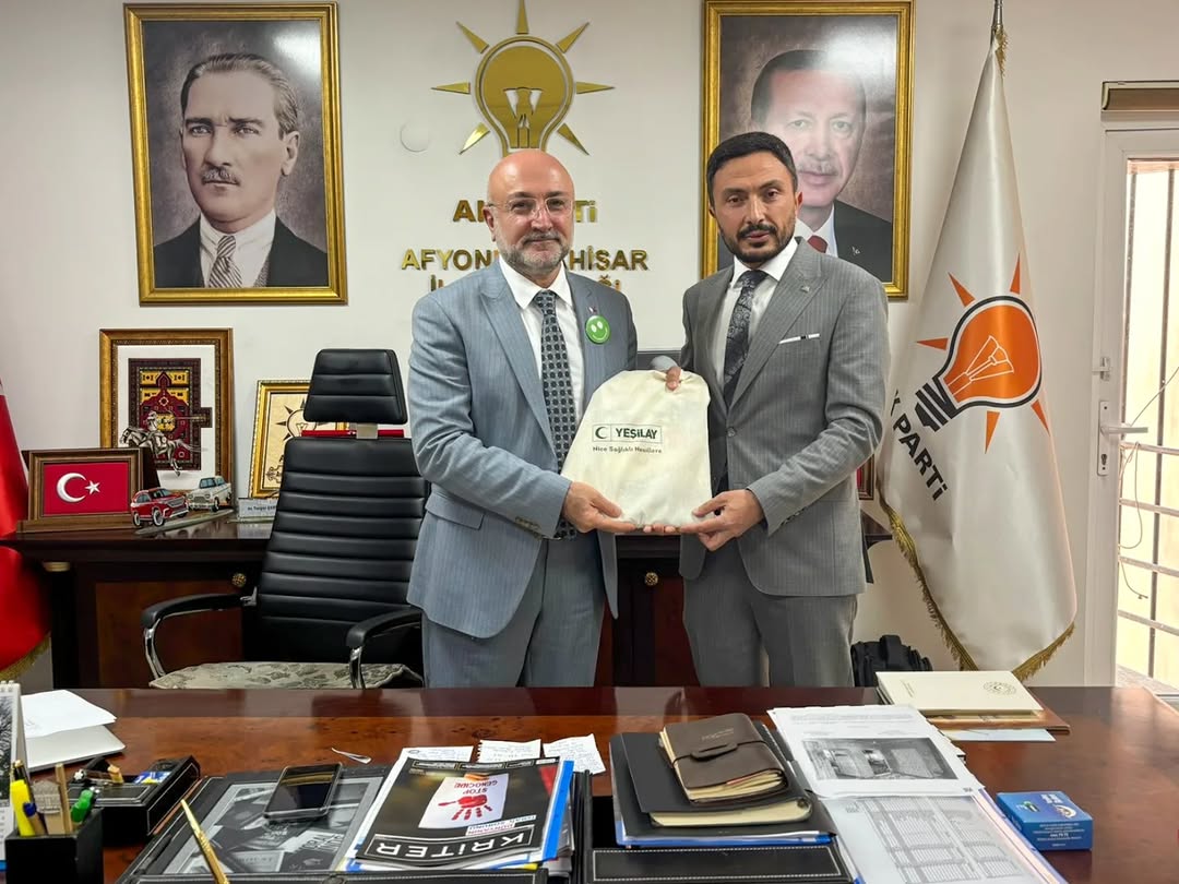 Yeşilay Afyonkarahisar Şubesi, AK Parti İl Başkanlığını Ziyaret Etti