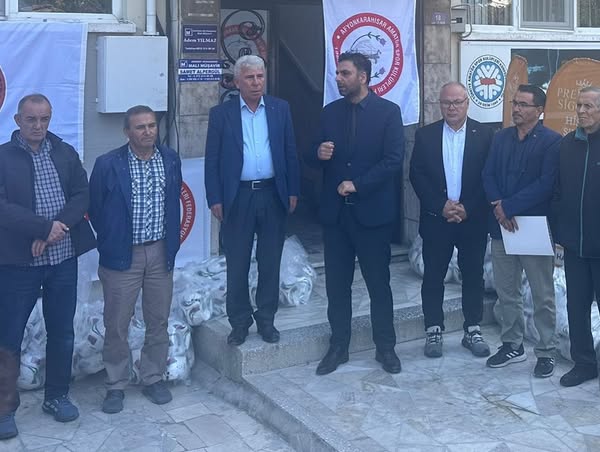 Amatör Spora Destek: Afyonkarahisar'da Kulüplere Futbol Topları Dağıtıldı