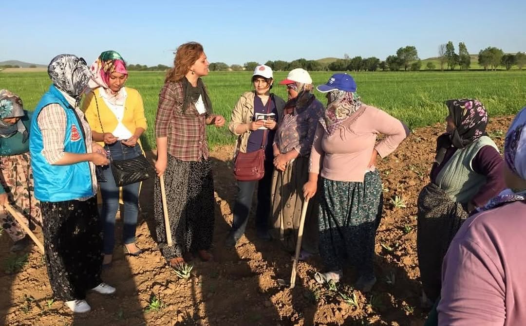 Burcu Köksal'dan Tolstoy Alıntısı ile Anlamlı Hafta Mesajı