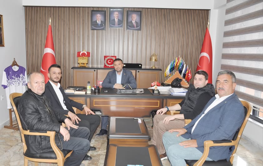 MHP Afyonkarahisar İl Başkanı Ahmet Kahveci, Sinanpaşa İlçe Yöneticilerini Ağırladı