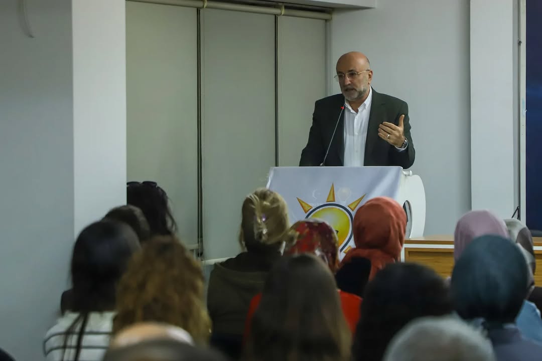 AK Parti Afyonkarahisar'da Teşkilat Toplantısı ve Etkili İletişim Eğitimi Düzenlendi