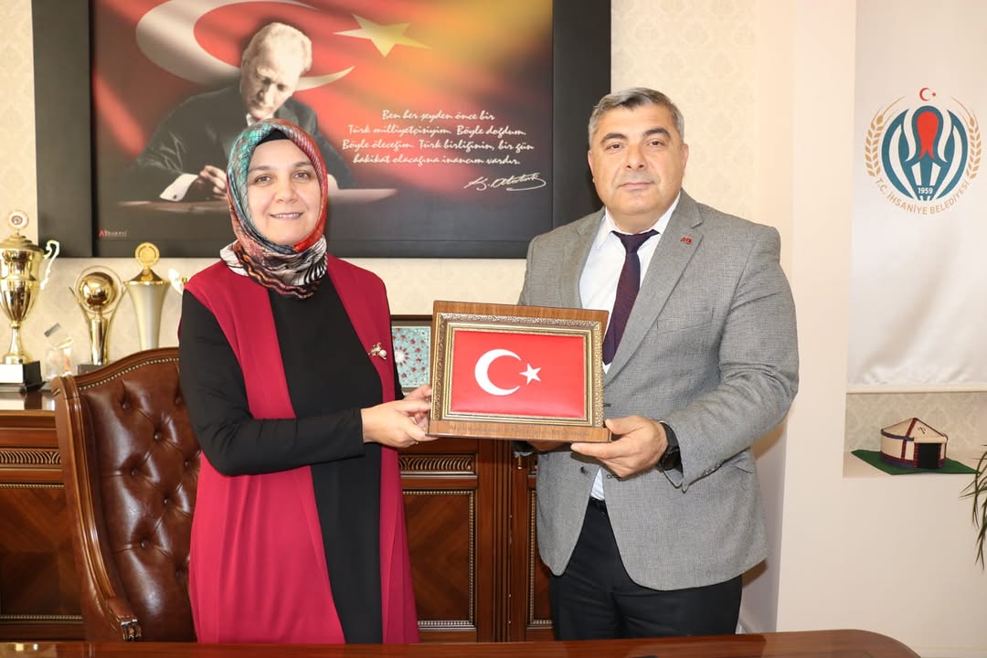 Afyonkarahisar İl Milli Eğitim Müdürü Miraç Sünnetci, İhsaniye'de İncelemelerde Bulundu