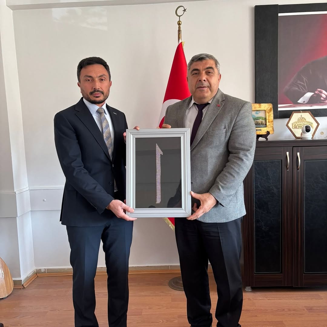 Afyonkarahisar İl Milli Eğitim Müdürü Miraç Sünnetci, İhsaniye'de İncelemelerde Bulundu