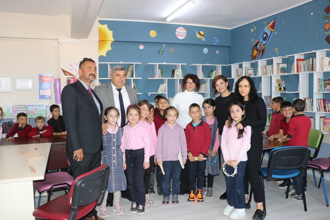 Afyonkarahisar'da Öğrenciler Ata Tohumu ile Turşu Kurdu