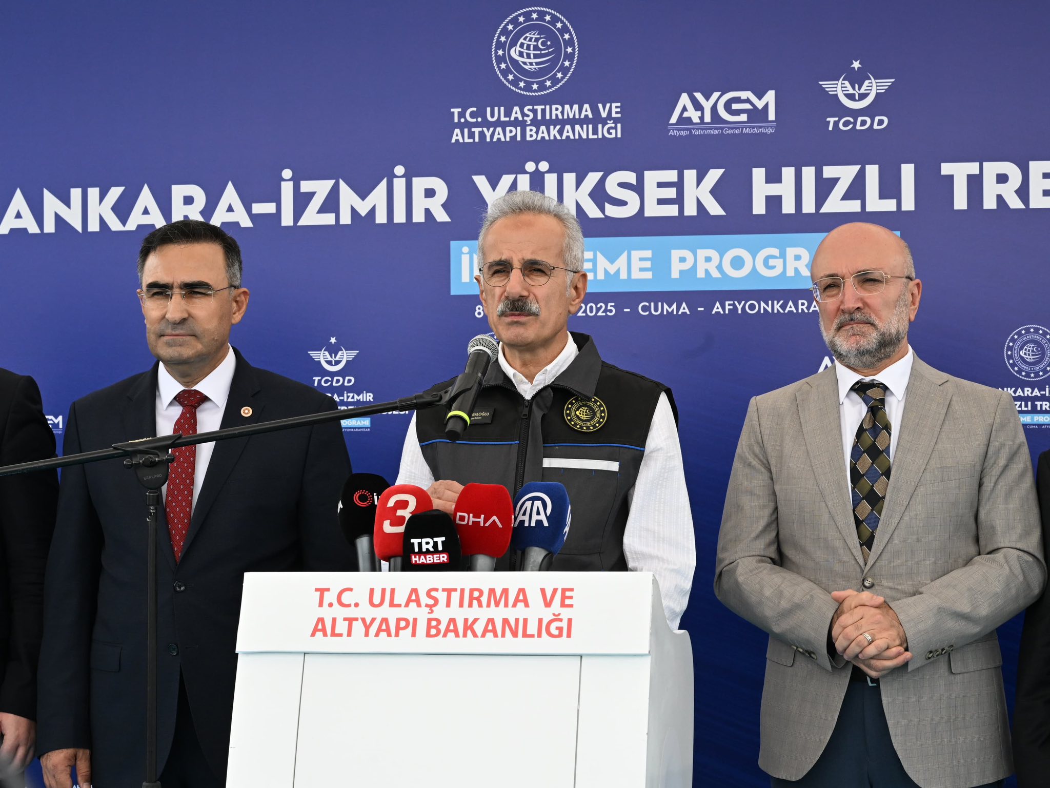 Bakan Uraloğlu Afyon’da: Ankara-İzmir Hızlı Tren Projesinde Sona Yaklaşılıyor